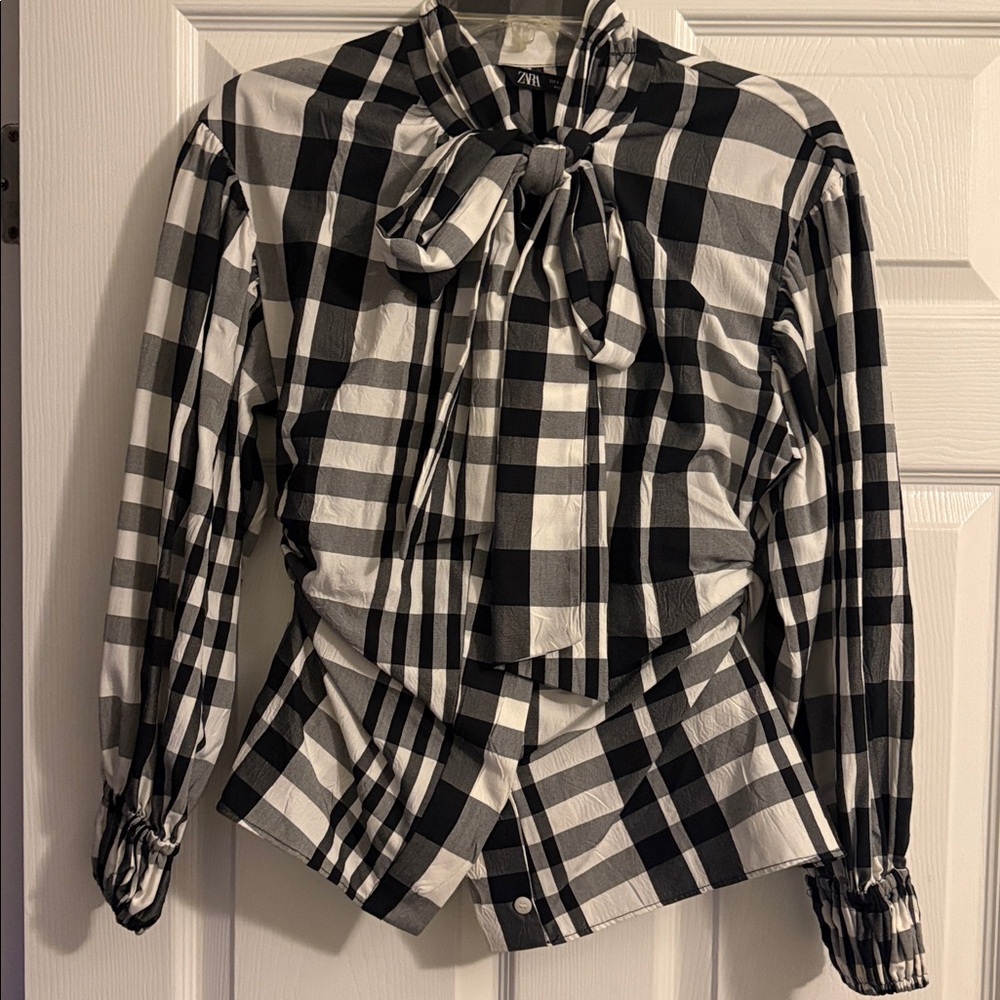 Zara Plaid Black and White Skirt - Picture 6 of 7